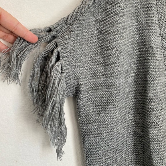 Aéro NWOT • Chunky Knit Tassel Cardigan Sweater - Picture 3 of 11